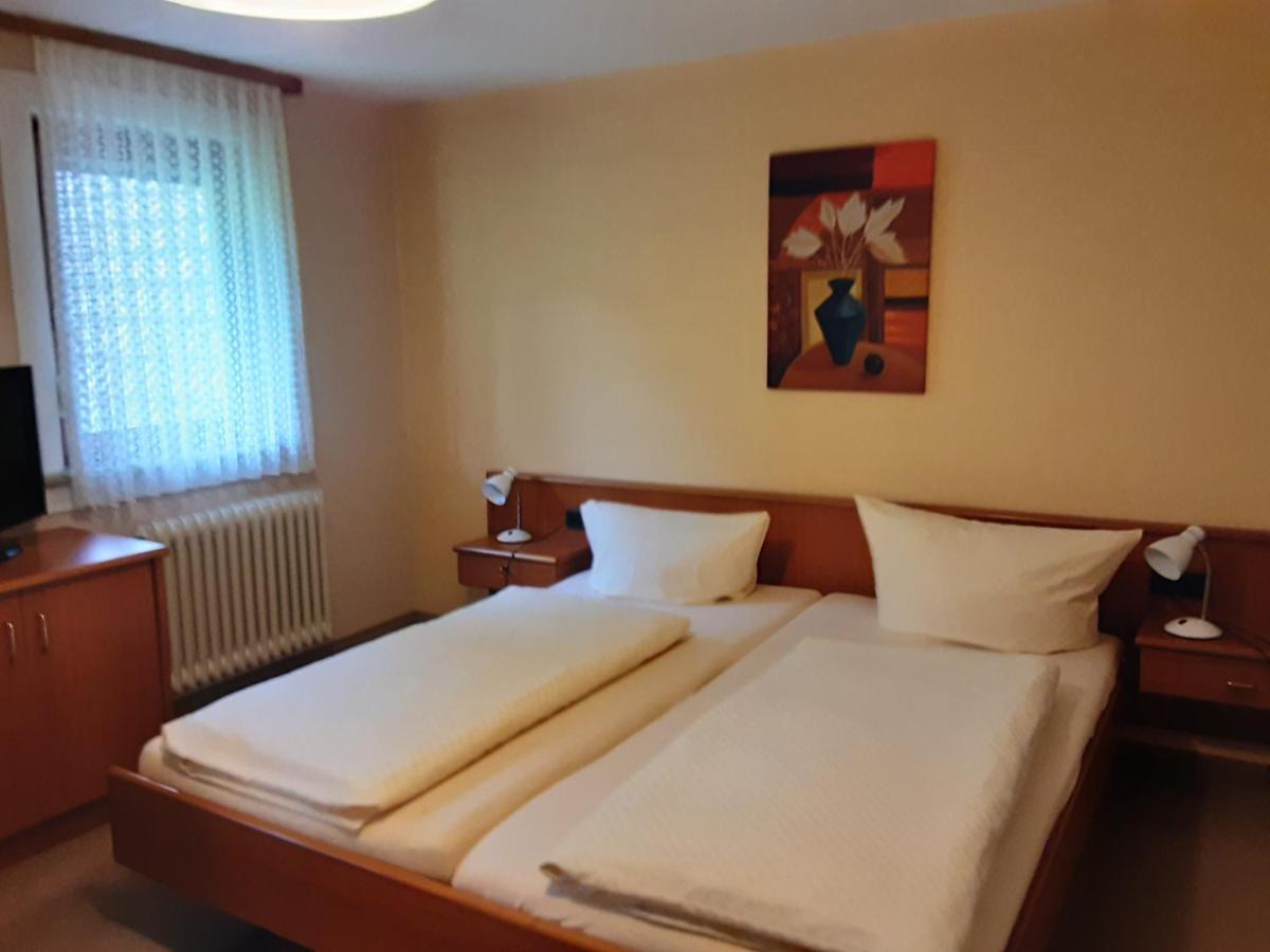 Hotel Gasthof Zur Krone Oberzent Extérieur photo