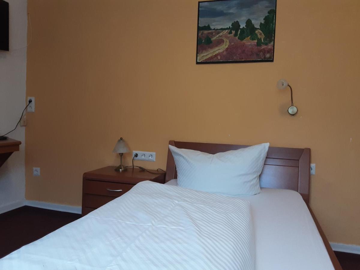 Hotel Gasthof Zur Krone Oberzent Extérieur photo