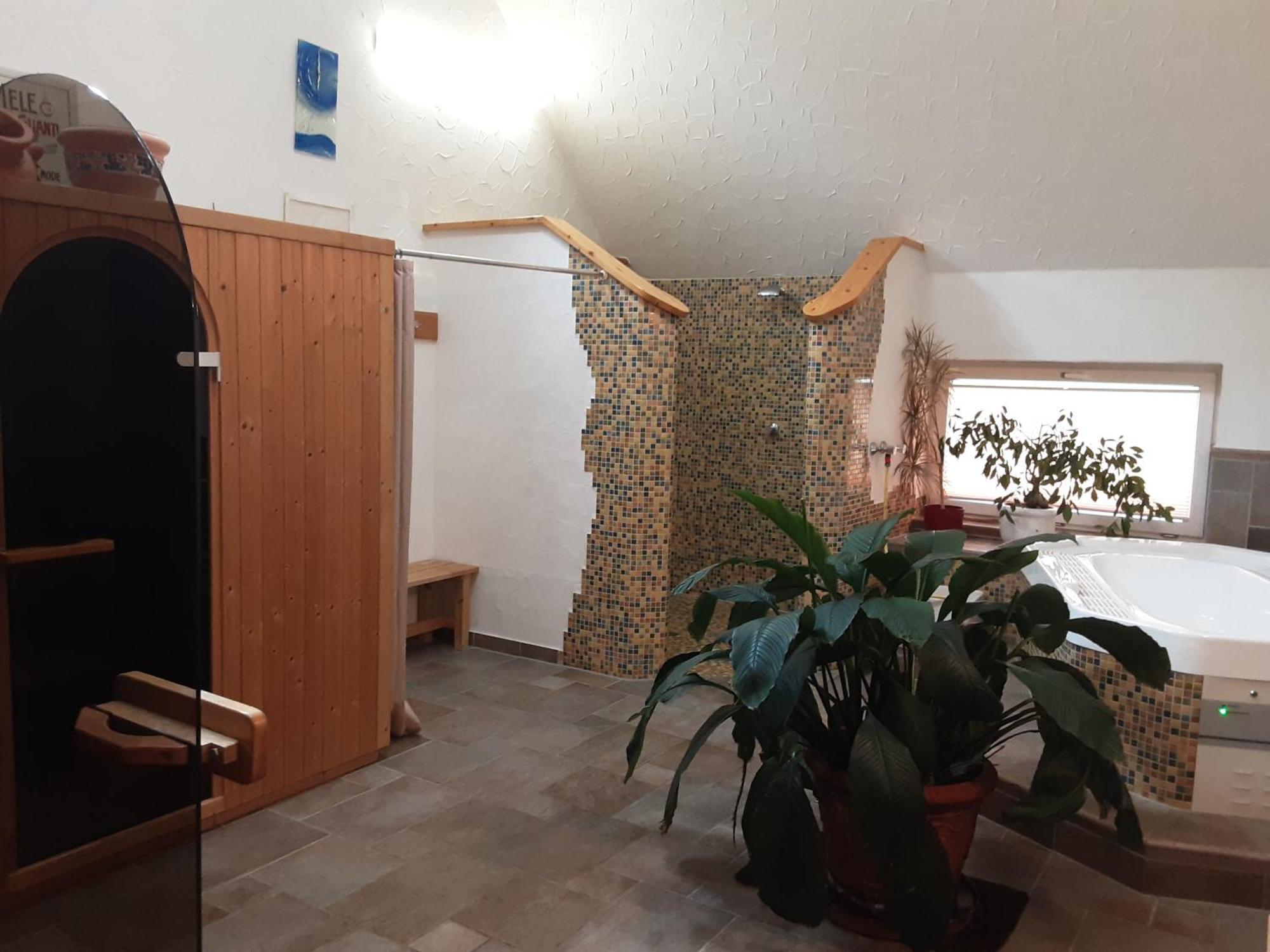 Hotel Gasthof Zur Krone Oberzent Extérieur photo