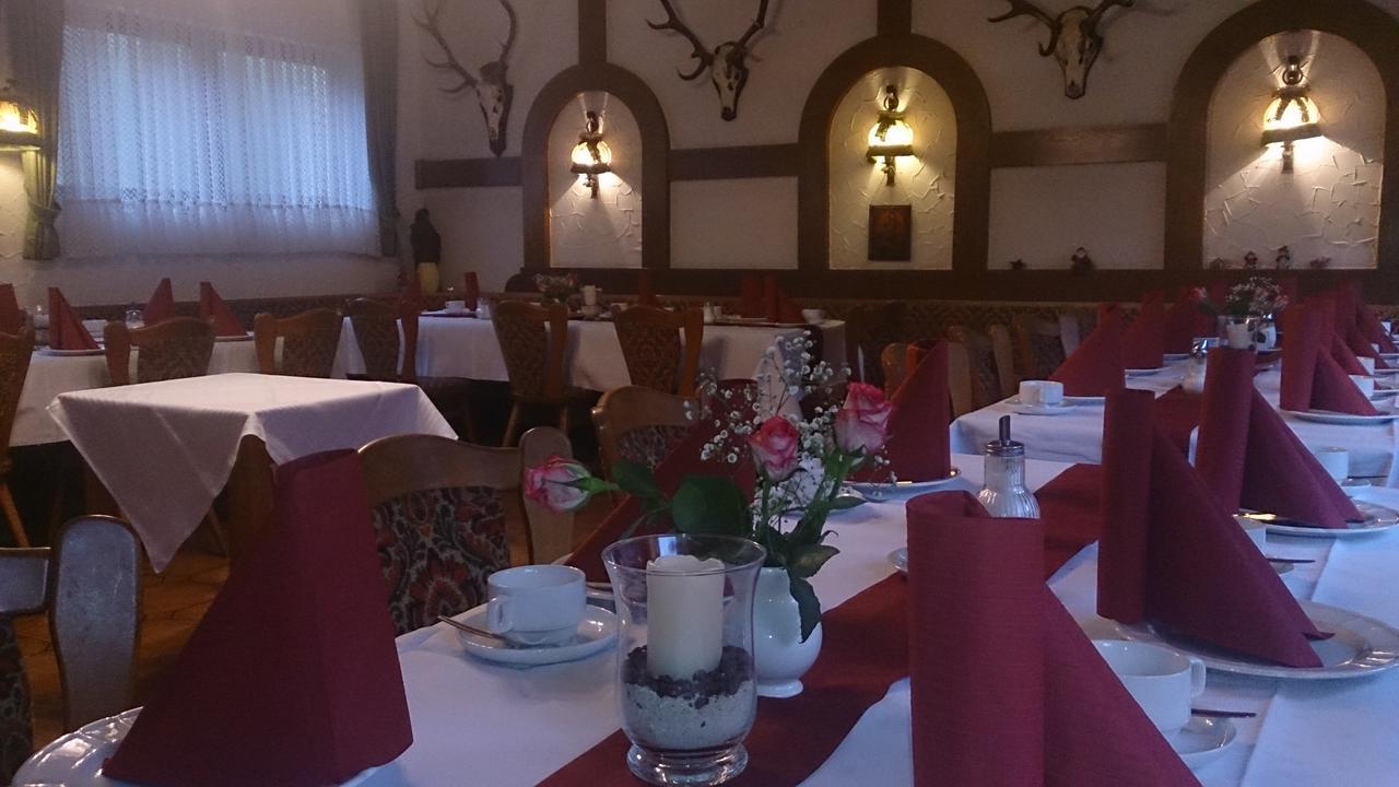 Hotel Gasthof Zur Krone Oberzent Extérieur photo
